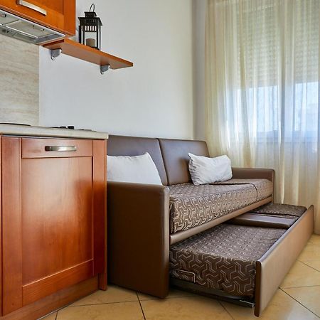 Residence Fellini Rimini Extérieur photo