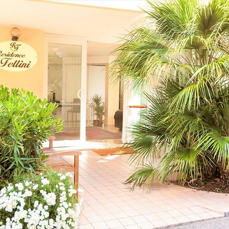 Residence Fellini Rimini Extérieur photo