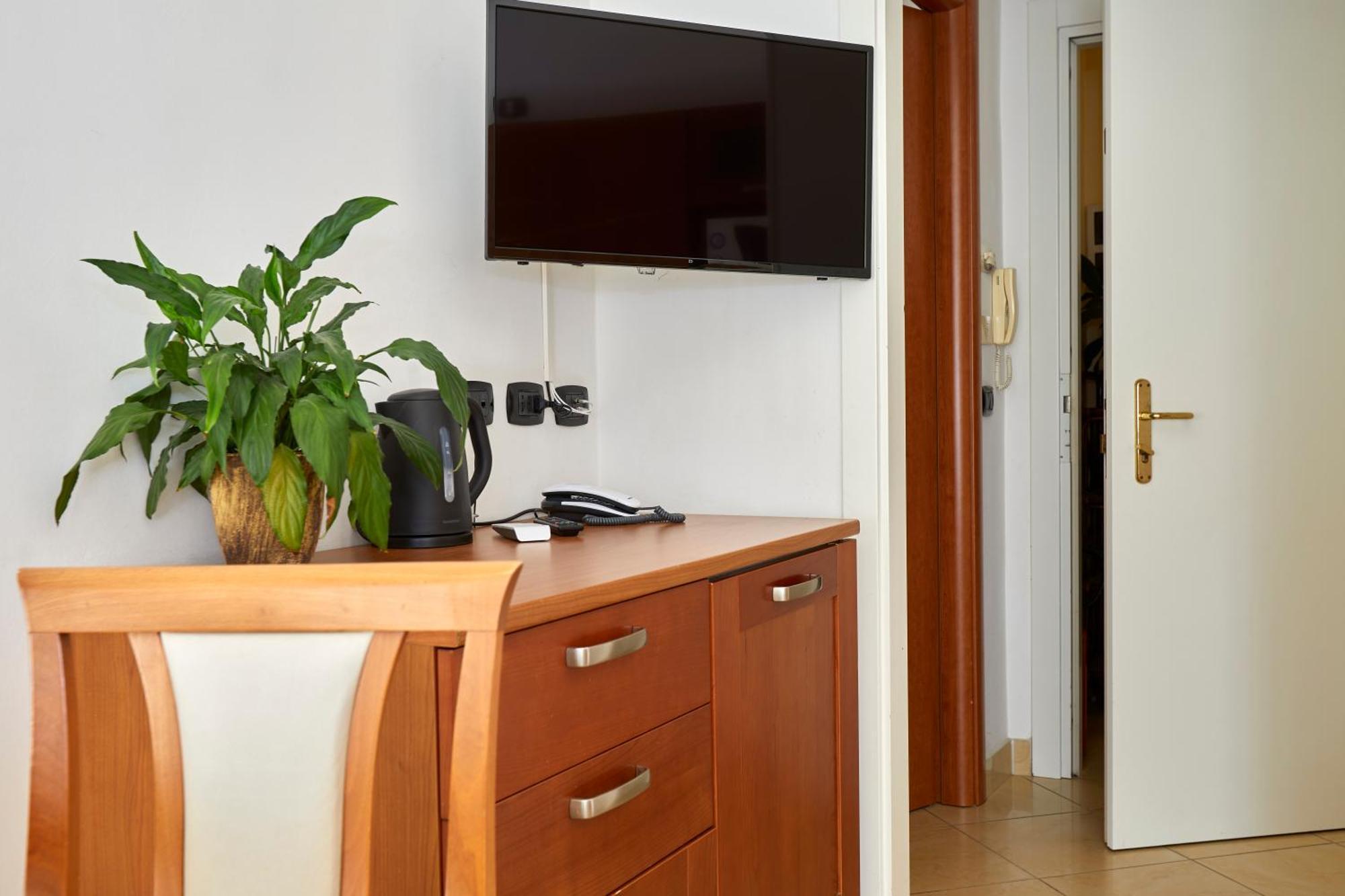 Residence Fellini Rimini Extérieur photo