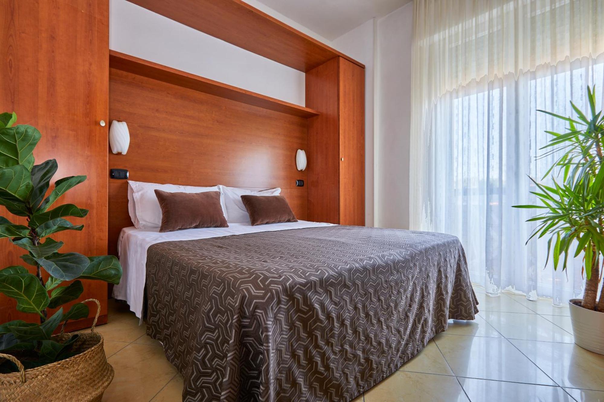 Residence Fellini Rimini Extérieur photo