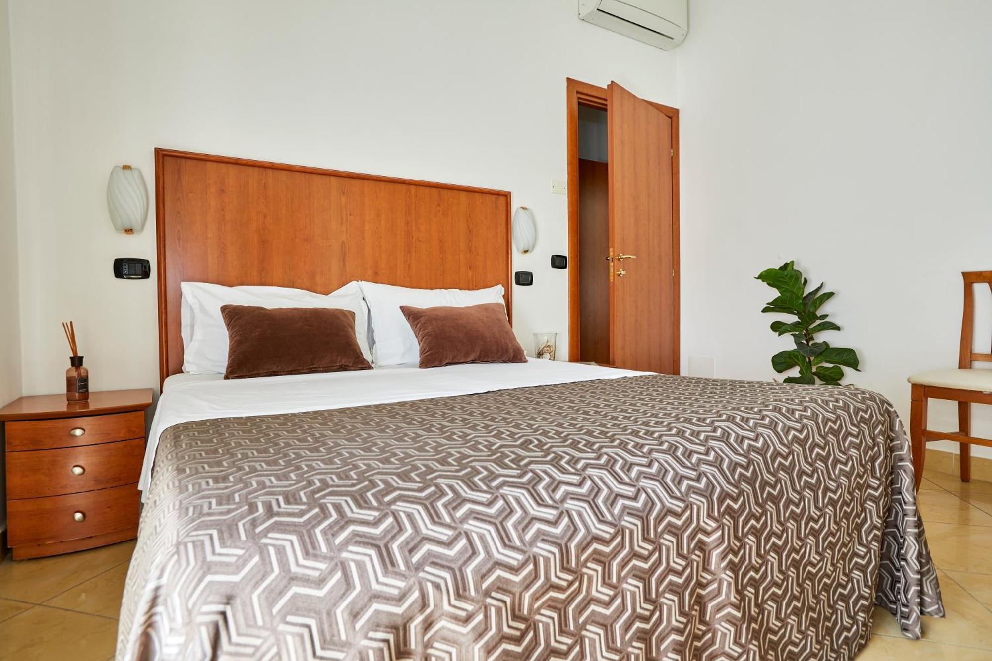 Residence Fellini Rimini Extérieur photo